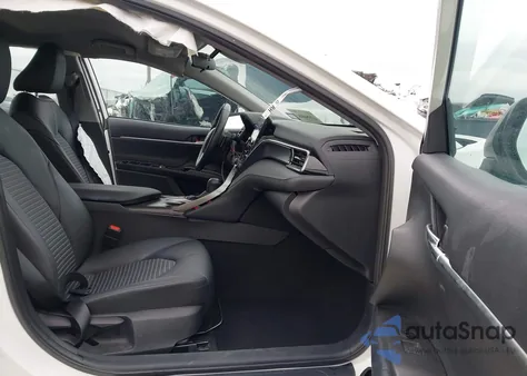 2022 Toyota Camry Se z USA, uszkodzony, nr VIN 4T1G11AK2NU668735